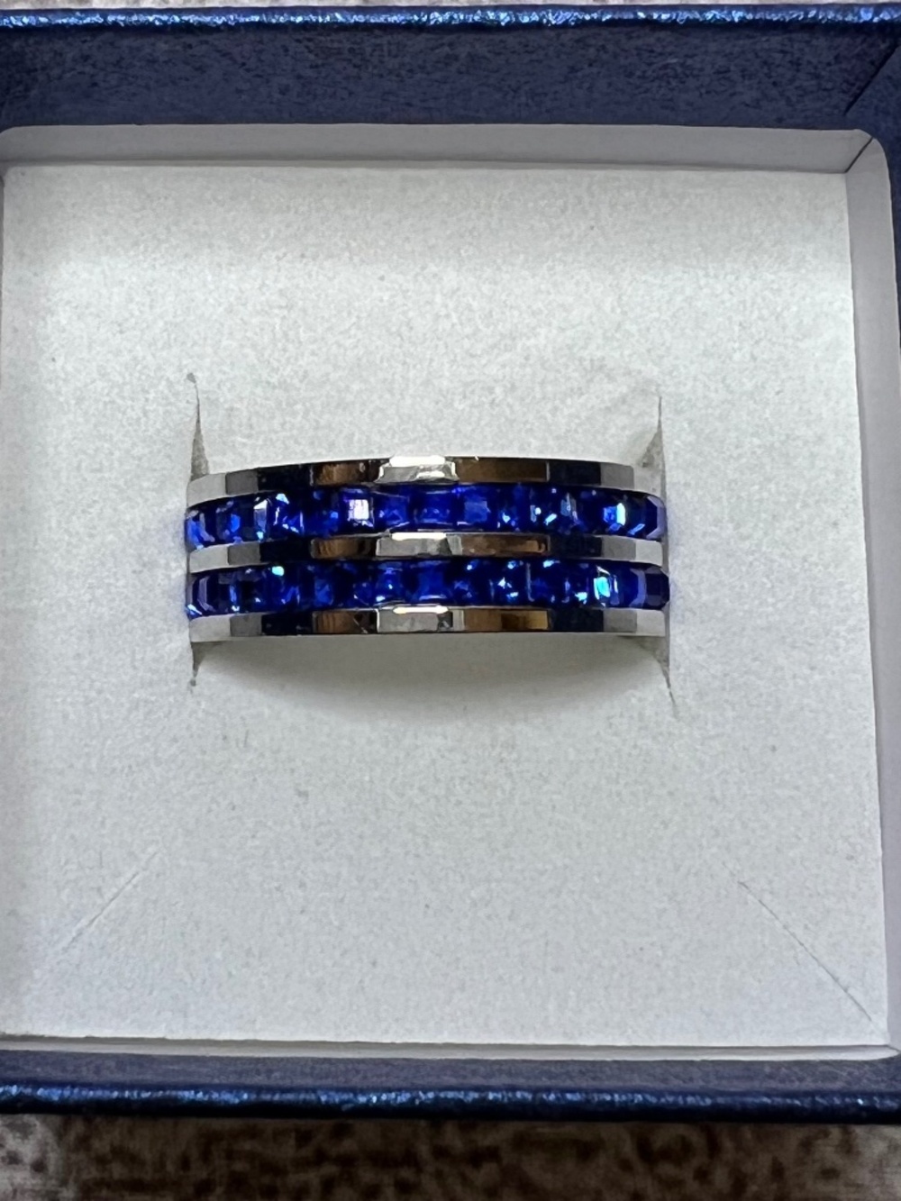 BLUE AUSTRIAN CRYSTAL RING (098)